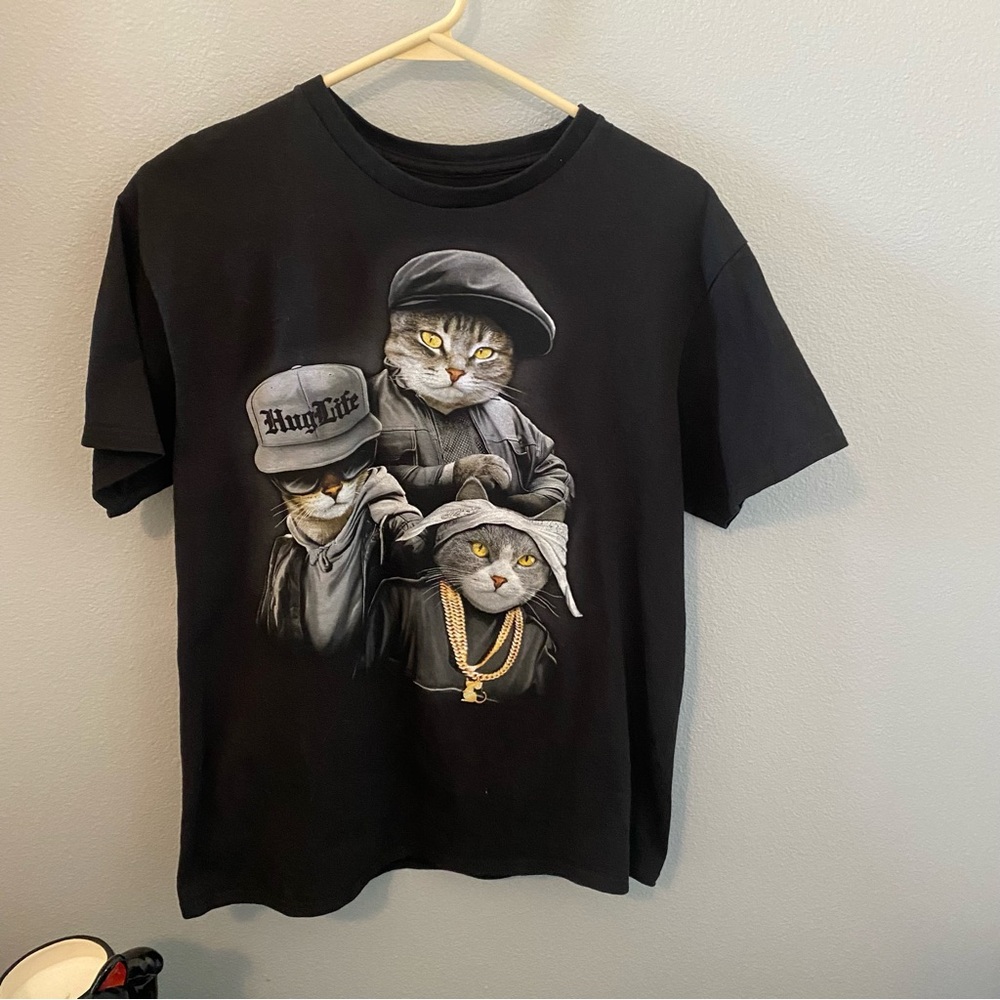 Black Cats Graphic T-Shirt- Hug life
